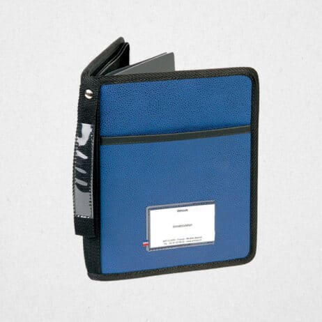 Classy <span class="desc">Pochette porte-documents véhicule</span>