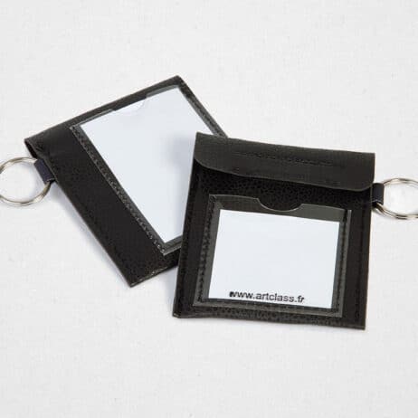 Porte-carte <span class="desc">avec porte-clés 85 × 105 mm</span>